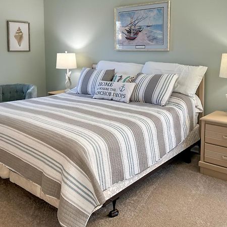 2 Mi To Beach Dog-Friendly Hilton Head Condo! Hilton Head Island Zewnętrze zdjęcie